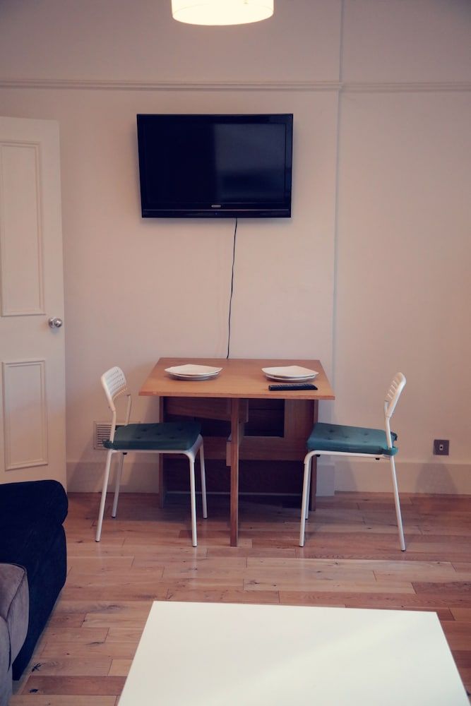 undefined Flat1 Camden Road 8