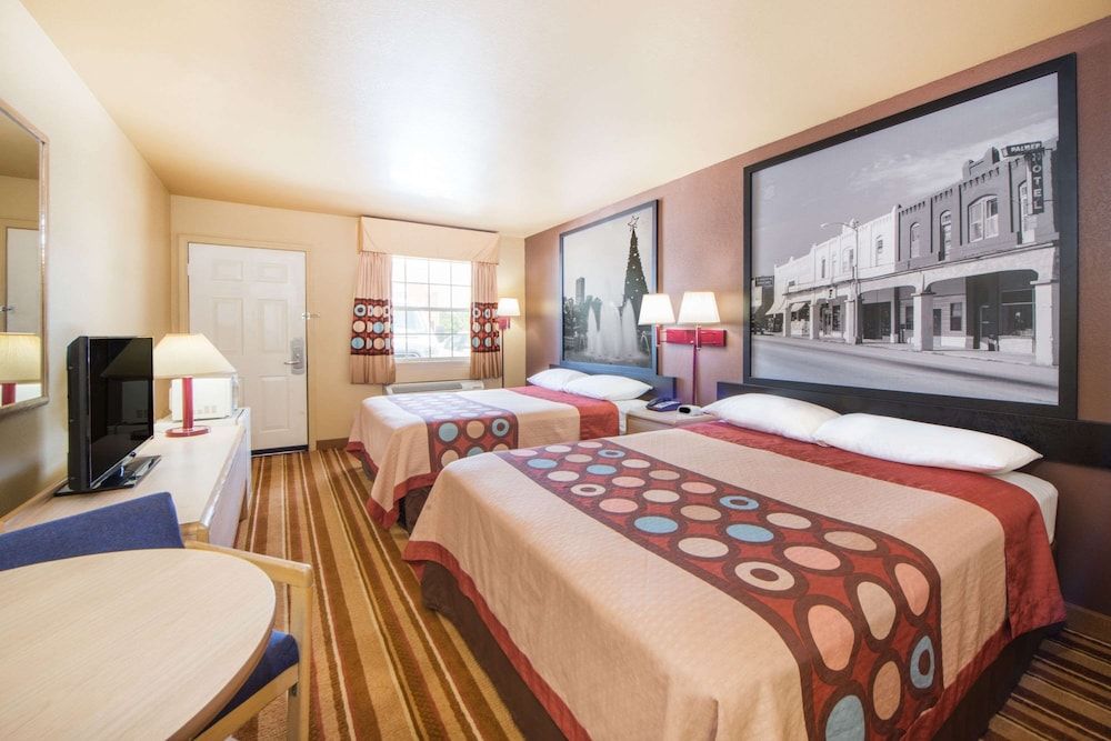 Standard Room, 2 Queen Beds, Non Smoking