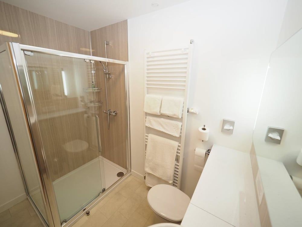 Park Hotel Standard Twin Room 6