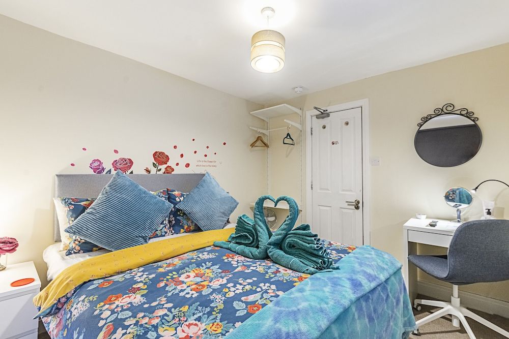 Greyhound Road Rooms Comfort Double Room, 1 Double Bed, Shared Bathroom 3