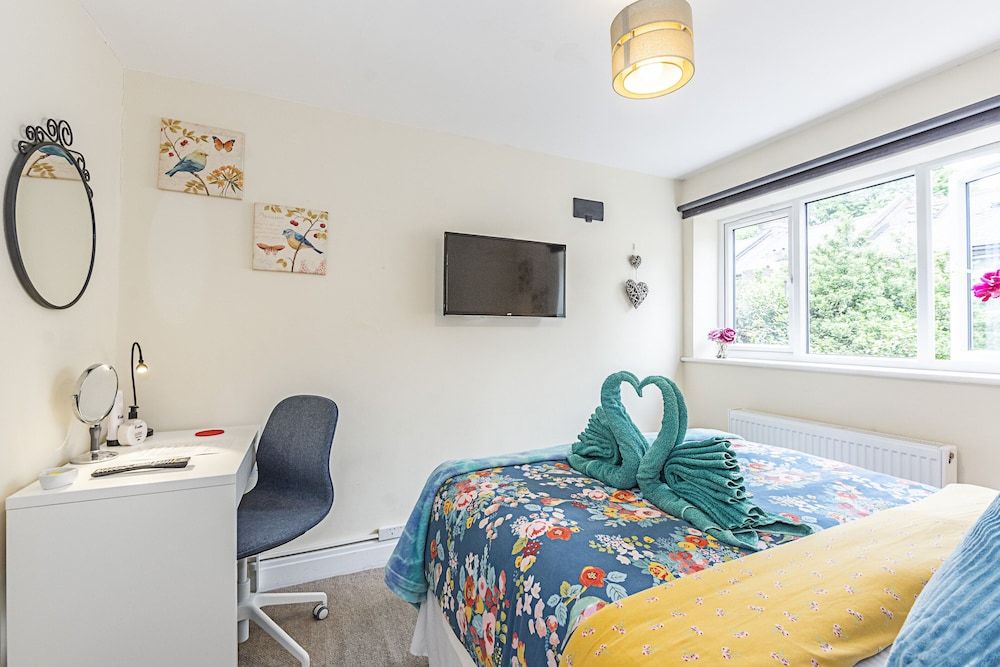 Greyhound Road Rooms Comfort Double Room, 1 Double Bed, Shared Bathroom 4