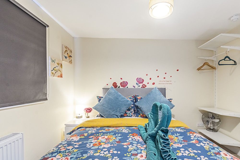 Greyhound Road Rooms Comfort Double Room, 1 Double Bed, Shared Bathroom 5