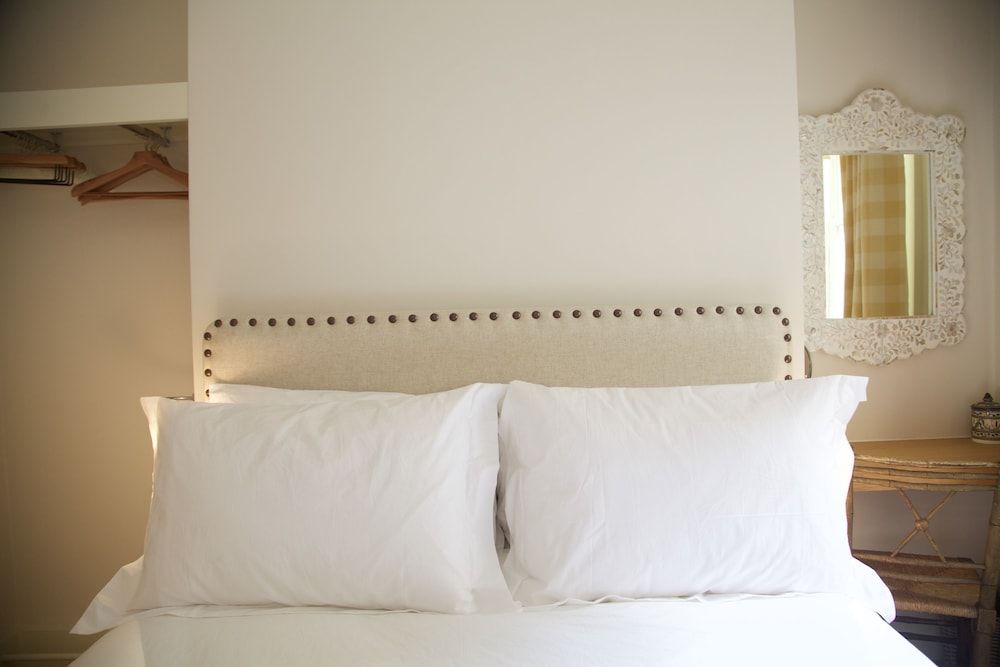 undefined 1 Bedroom Apartment near Kings Road 9