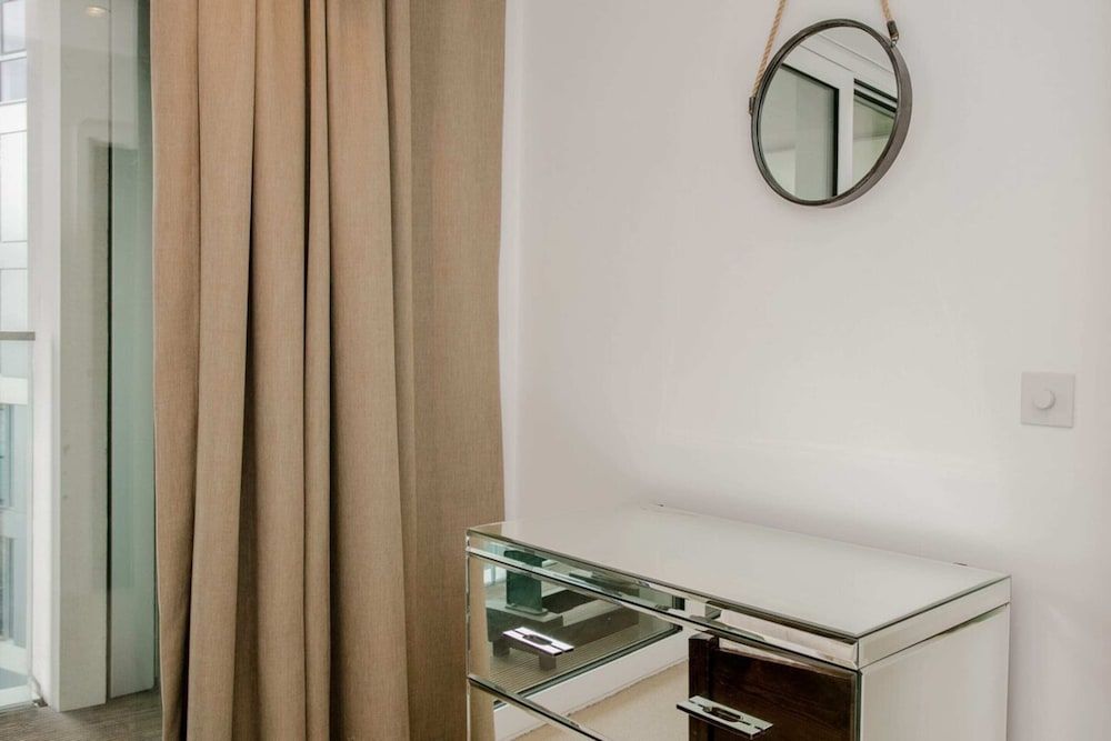 undefined Modern 1 Bedroom Flat in Wandsworth