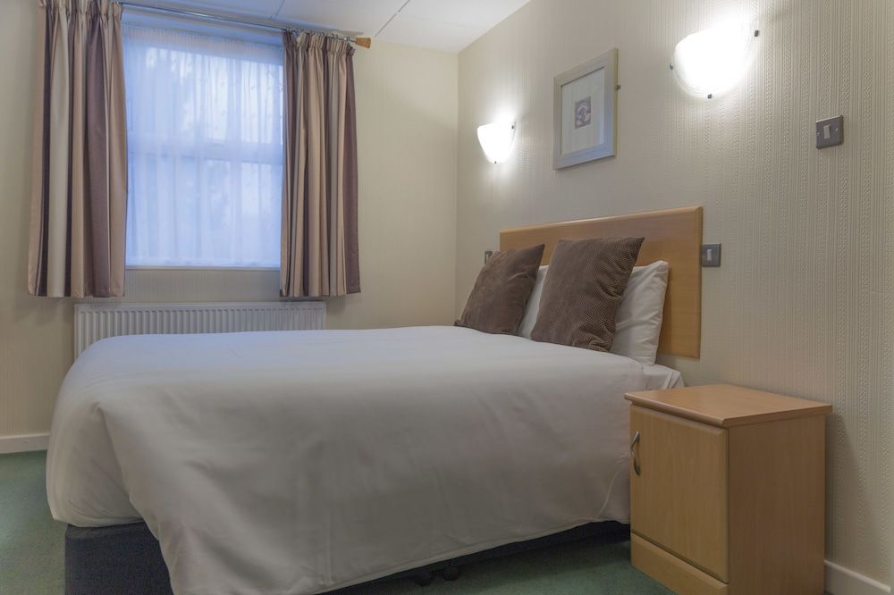 The Wycliffe Hotel Classic Double Room 3