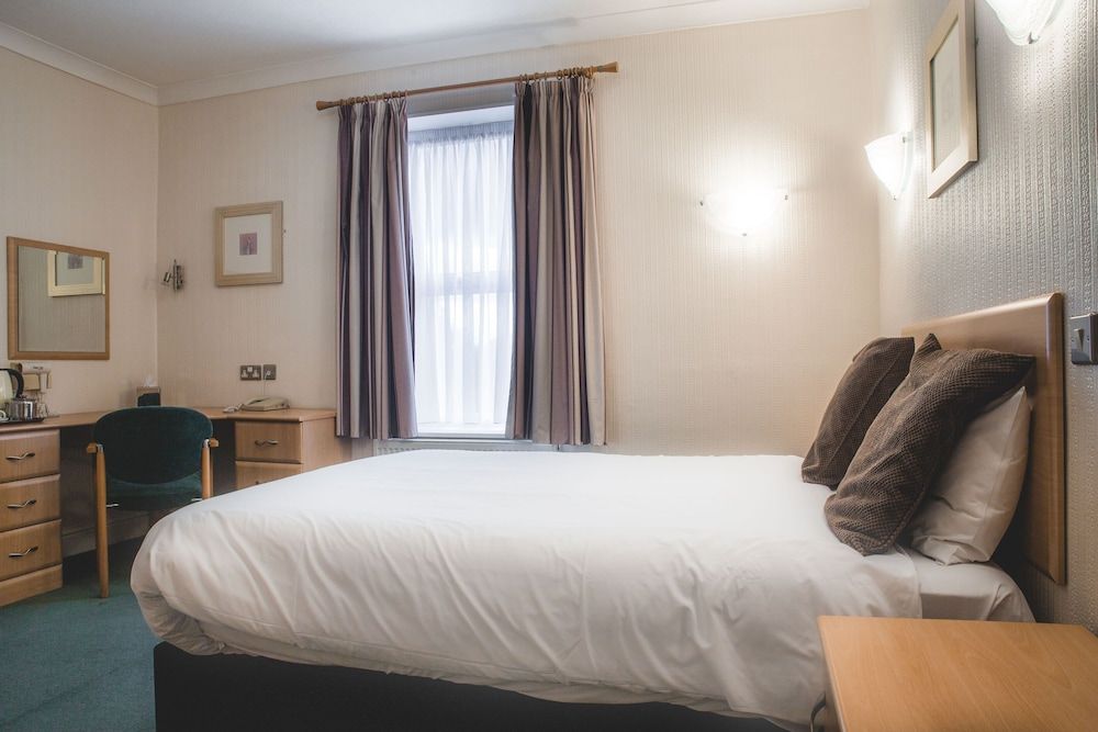 The Wycliffe Hotel Classic Double Room 5