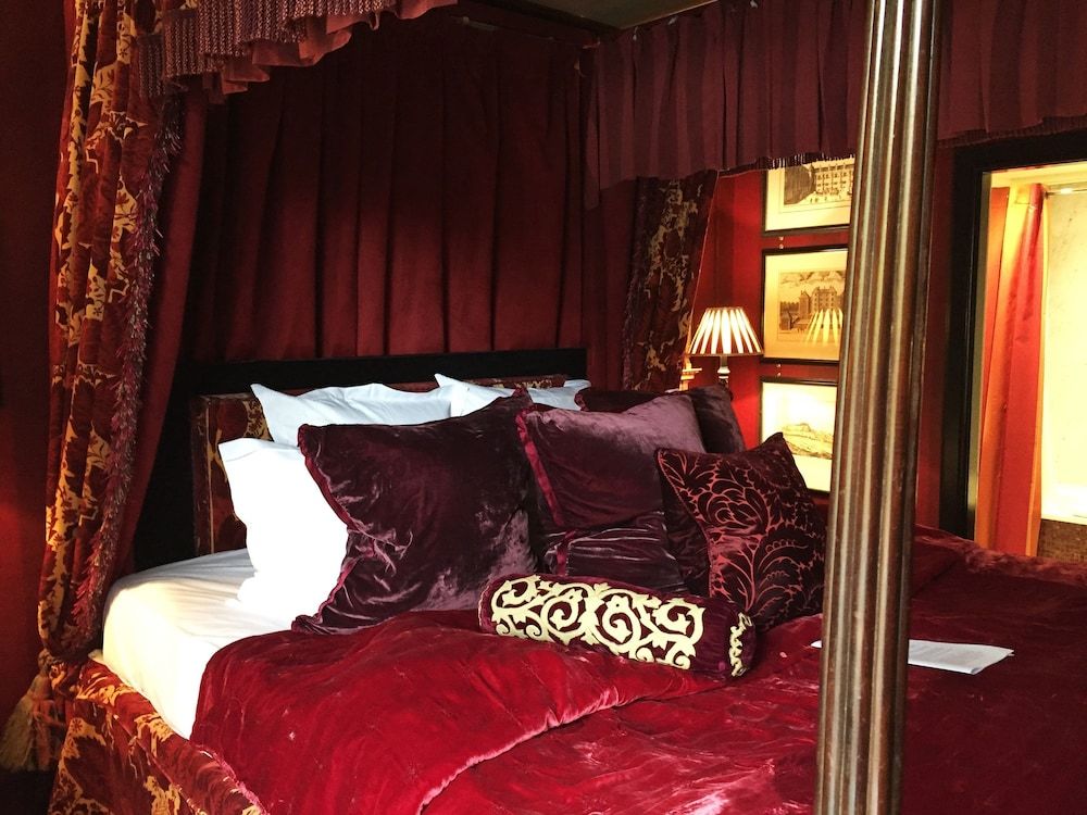 Prestonfield House Allan Ramsay Suite 3