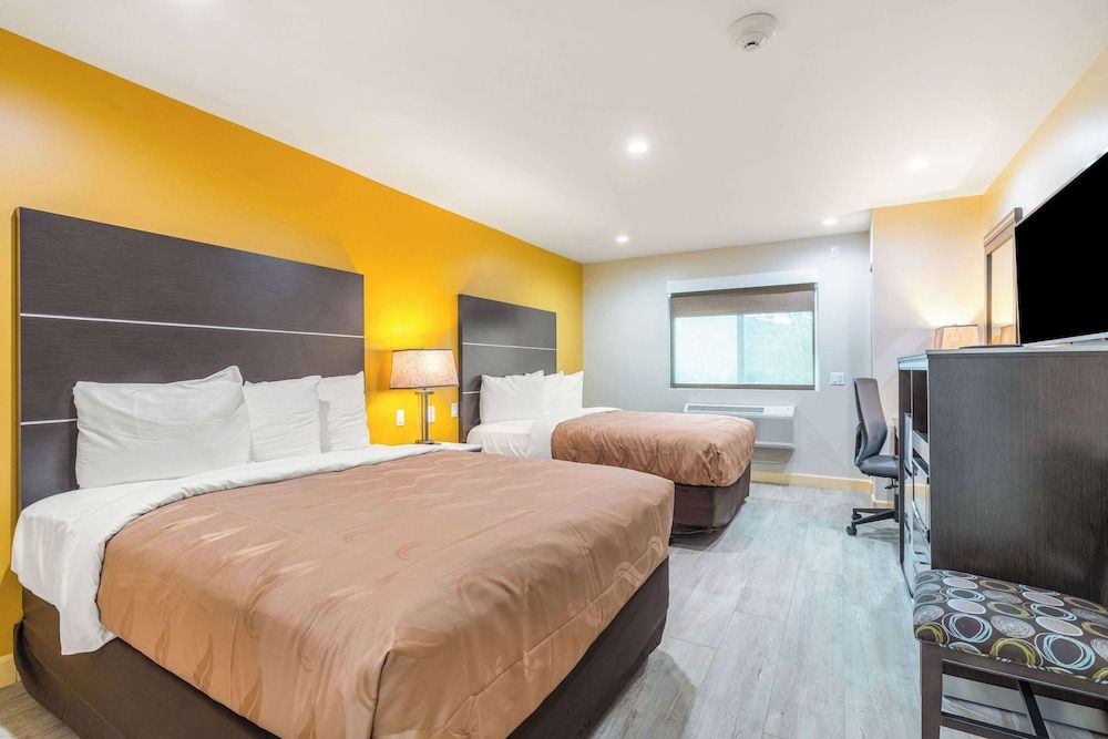 Room, 2 Queen Beds, Accessible, Non Smoking (First Floor)