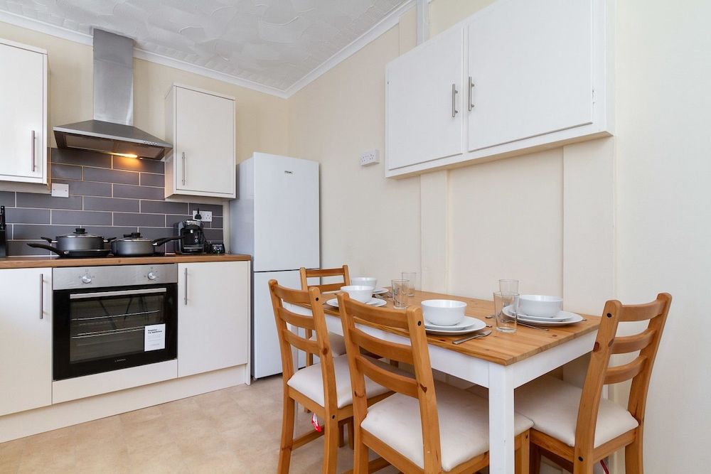 undefined Stay In Cardiff Cathay's Terrace Apartment 9