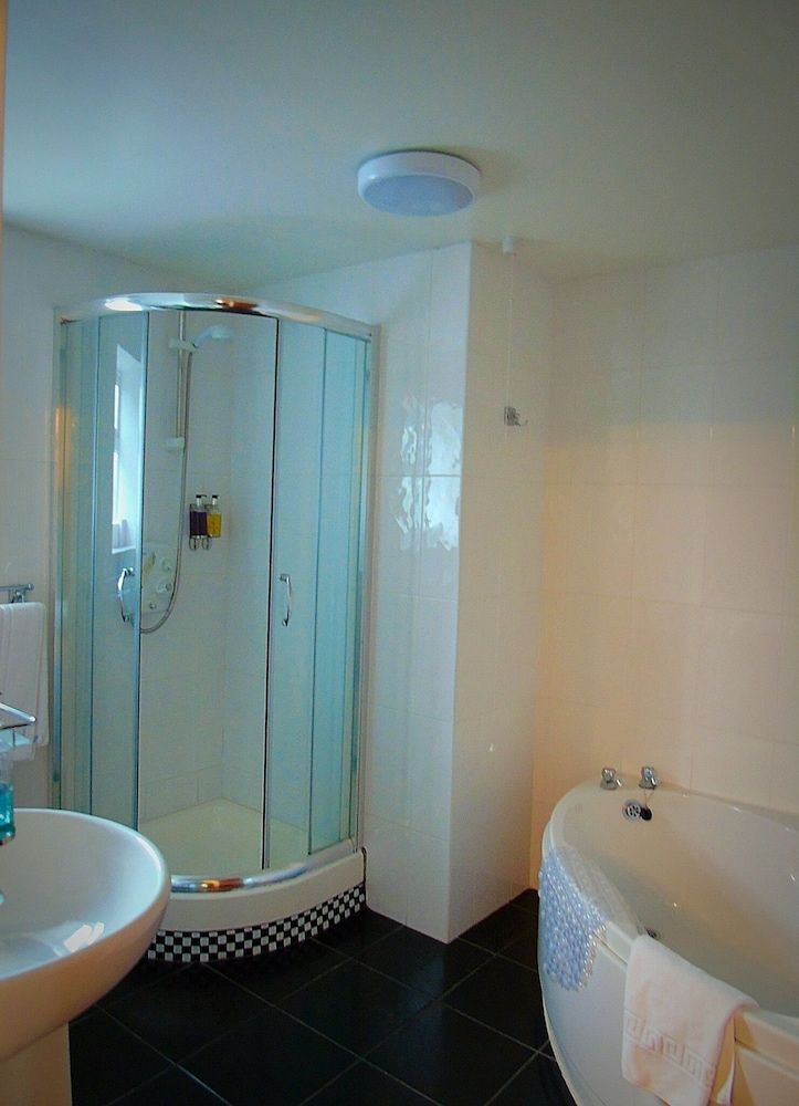 The Boars Head Hotel Double Room, 1 Double Bed 3