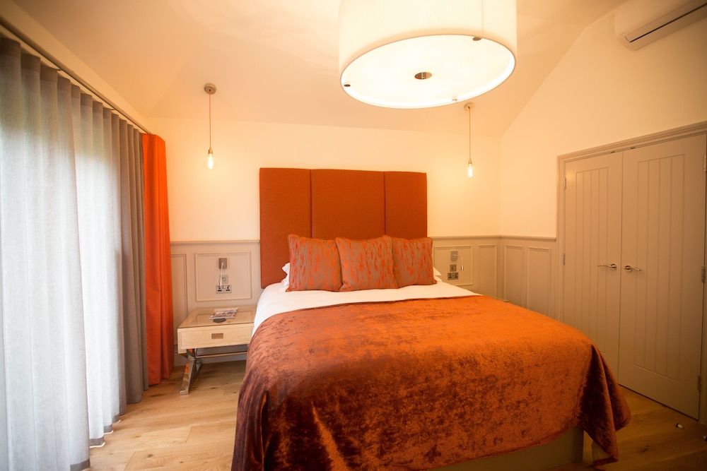 Channels Hotel Executive Double Room 6