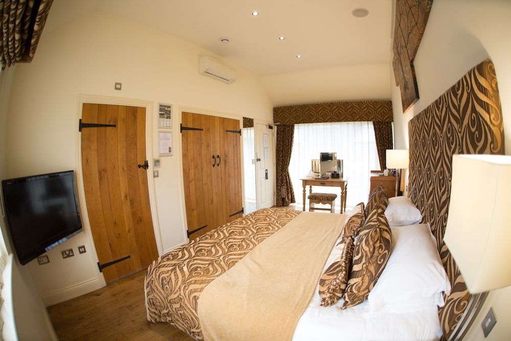 Channels Hotel Executive Double Room 8