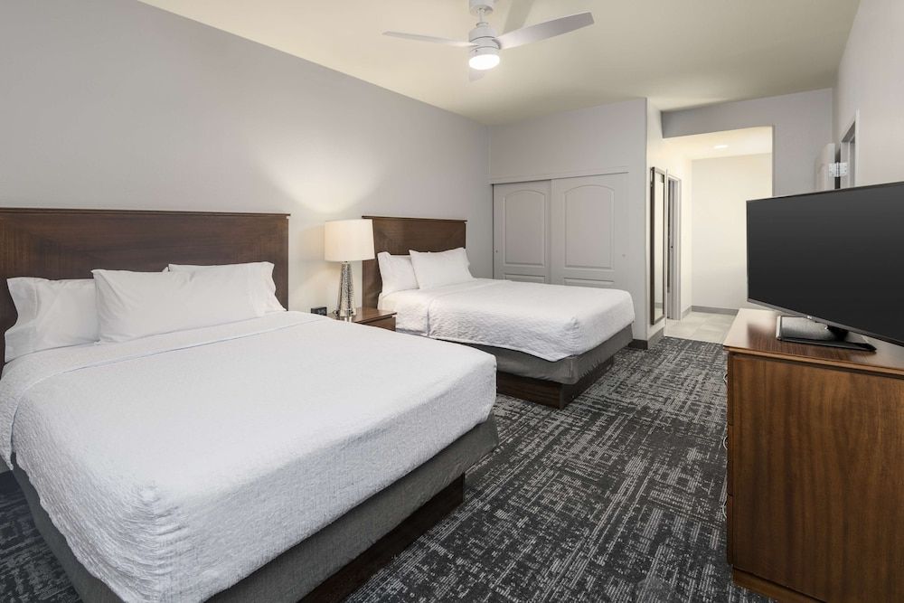 undefined Homewood Suites by Hilton Phoenix North-Happy Valley 9