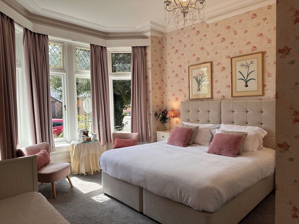 undefined St George's Guest House 5
