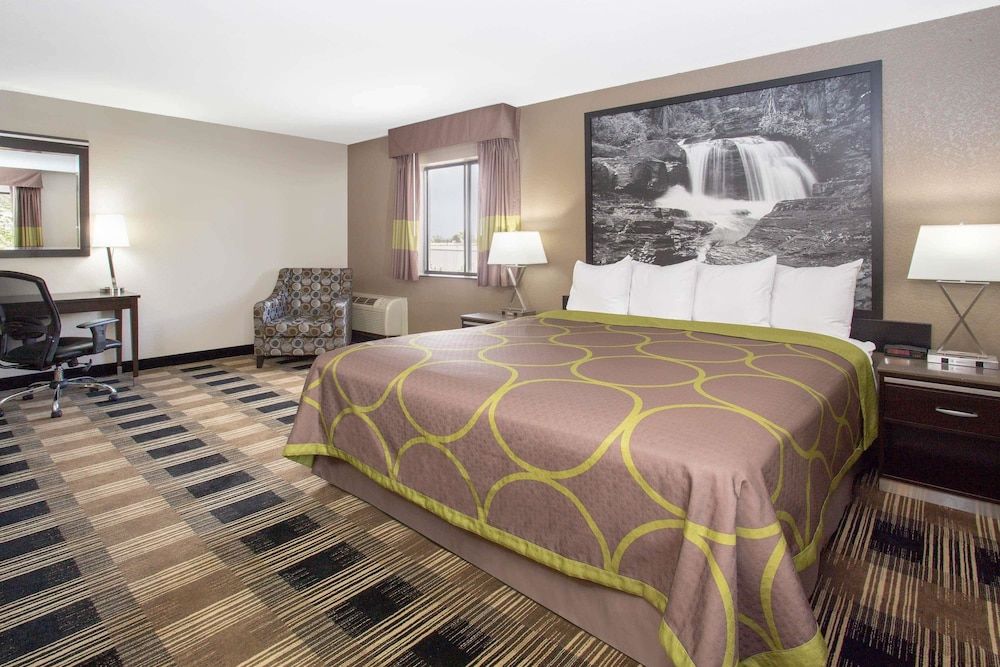Standard Room, 1 King Bed, Non Smoking