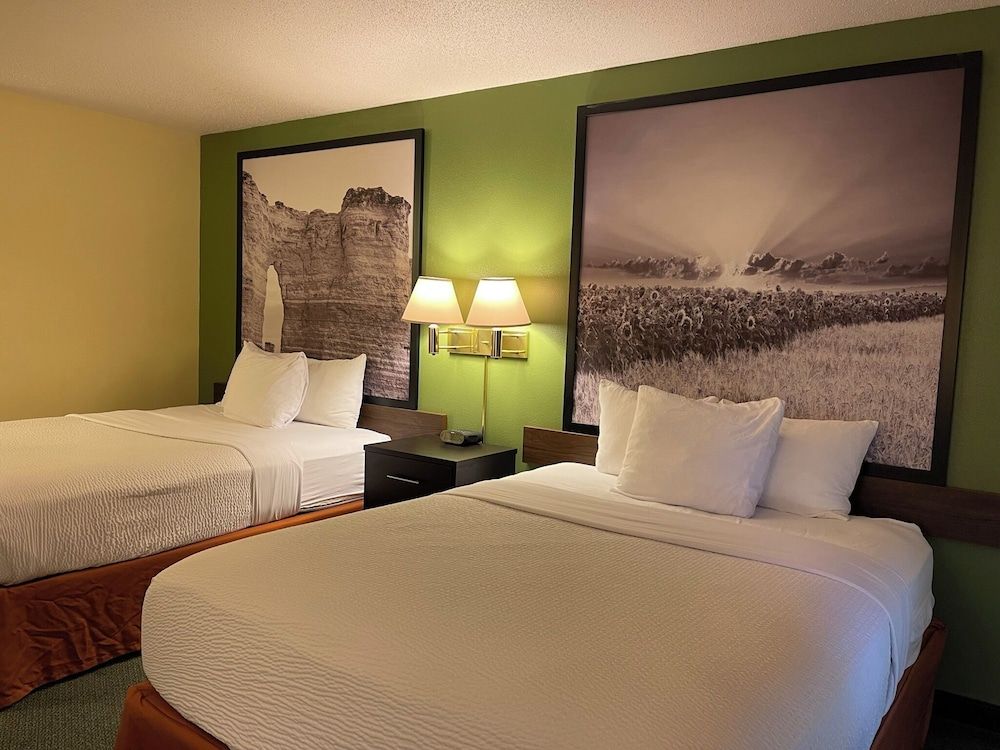 Room, 2 Queen Beds, Non Smoking