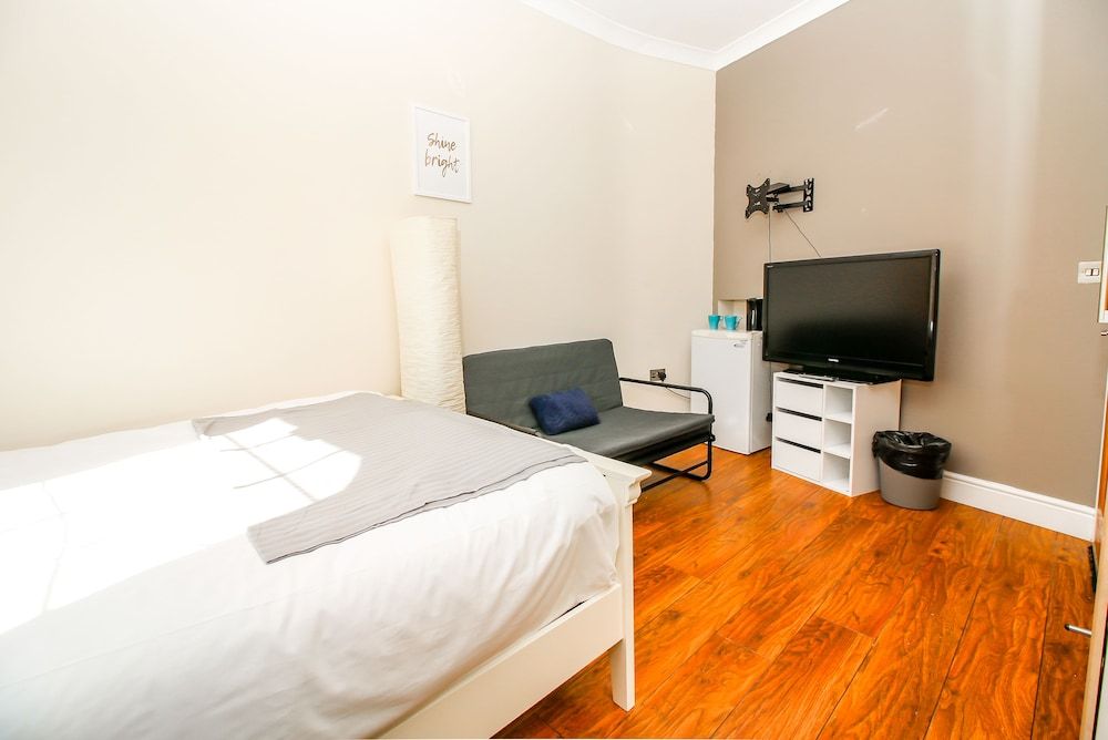 undefined Private Ensuite Room Liverpool Street 8