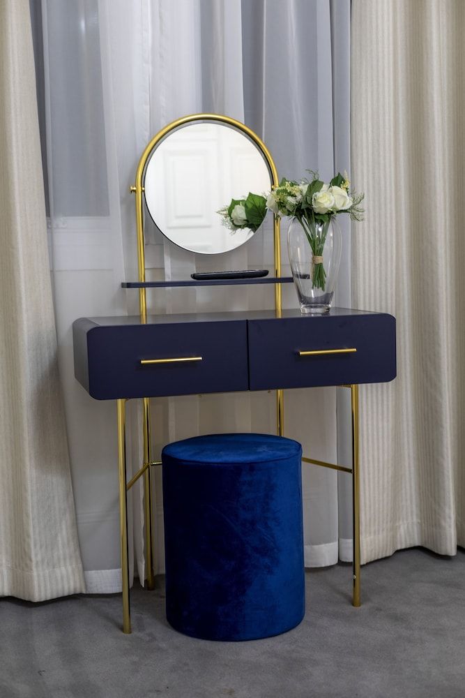 20 Hertford Street Deluxe Apartment, 2 Bedrooms 11