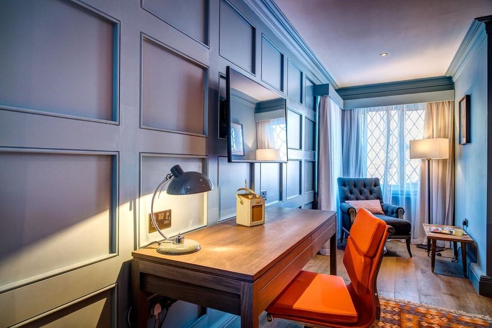 The Great House, Sonning, Berkshire Biggy Double Room 5