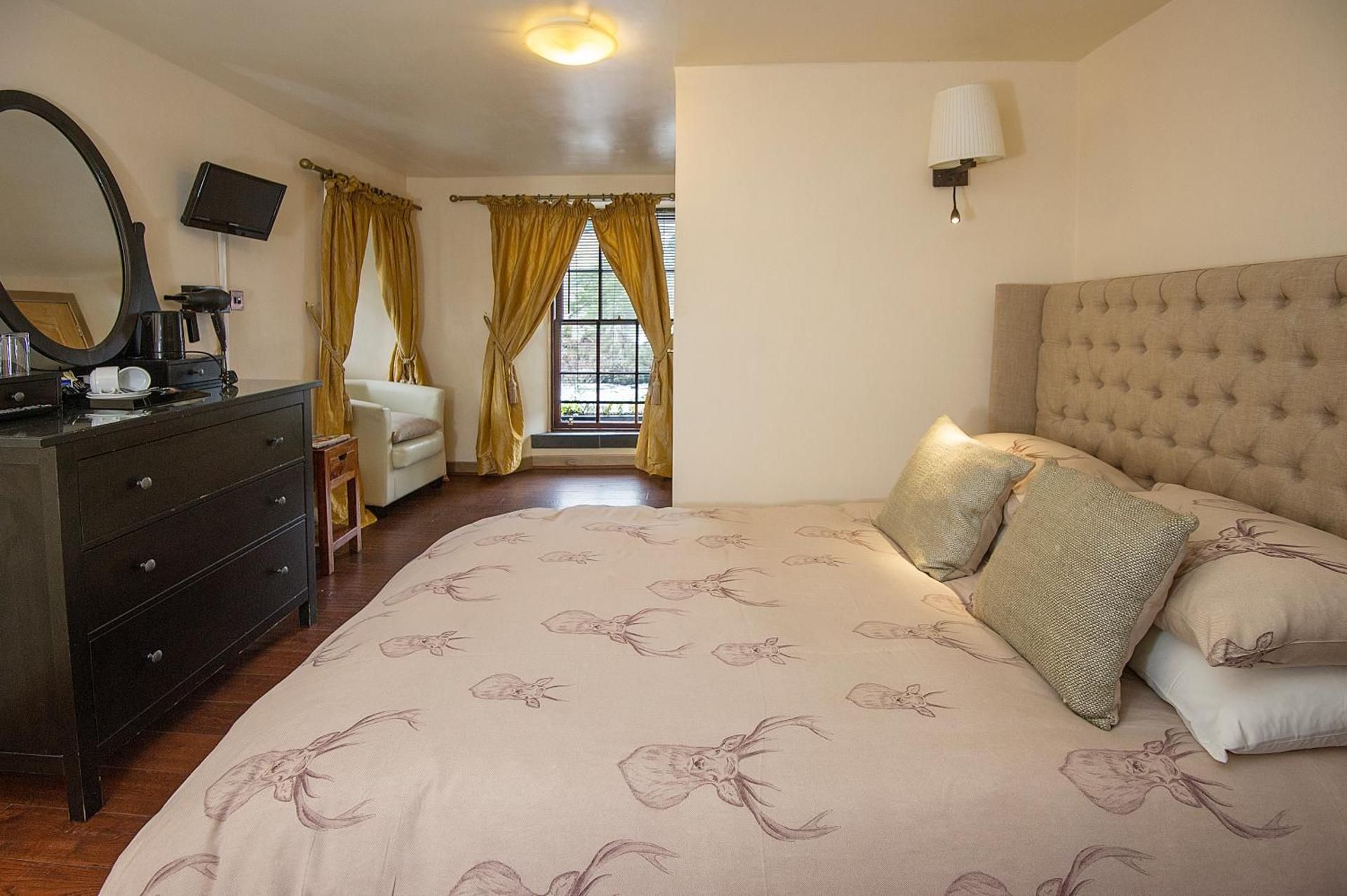 Falls View Double Room With Shower