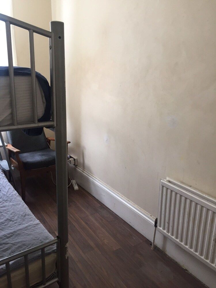 undefined Hostel Ordnance 7