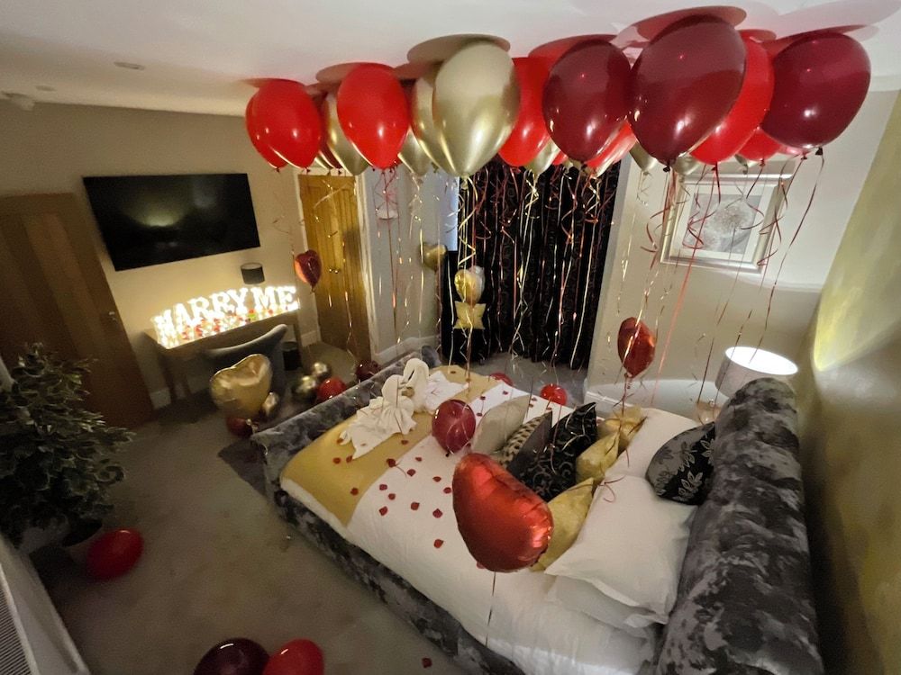 Windermere Boutique Hotel Suite (Rosa Room) 13