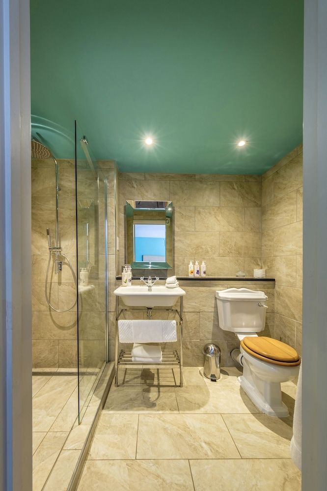 The Packhorse Inn Classic Double or Twin Room, Courtyard Area 4