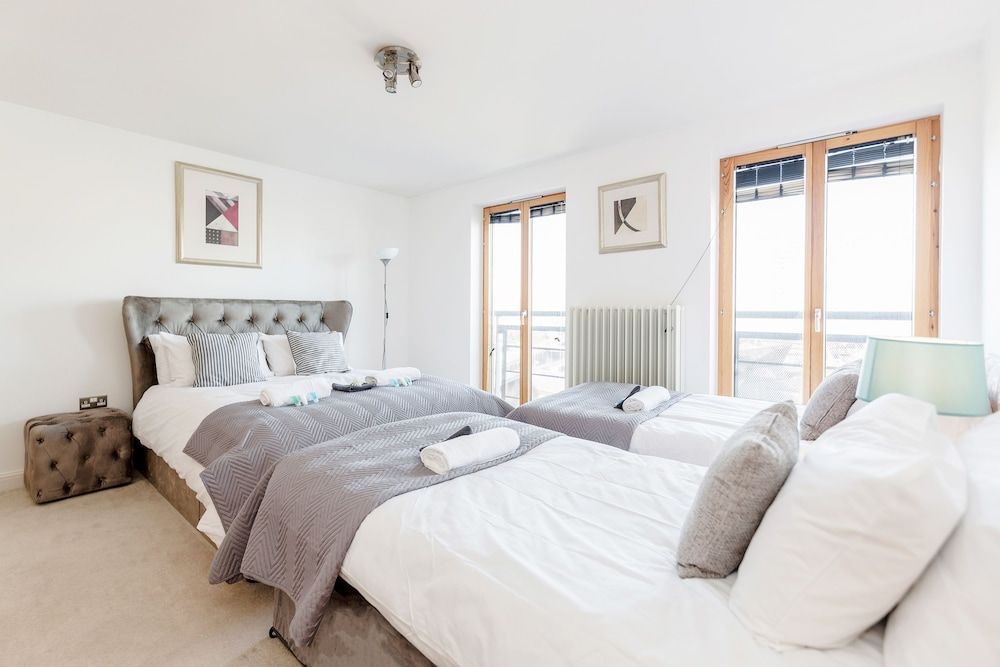 undefined Premium London Excel Apartment 10