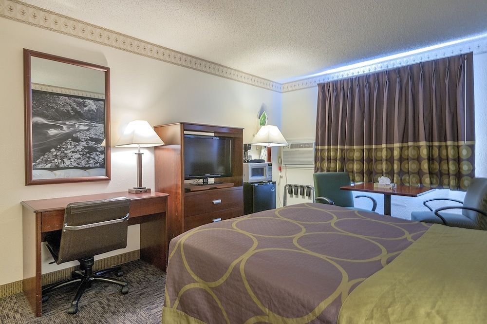 Room, 2 Queen Beds, Non Smoking