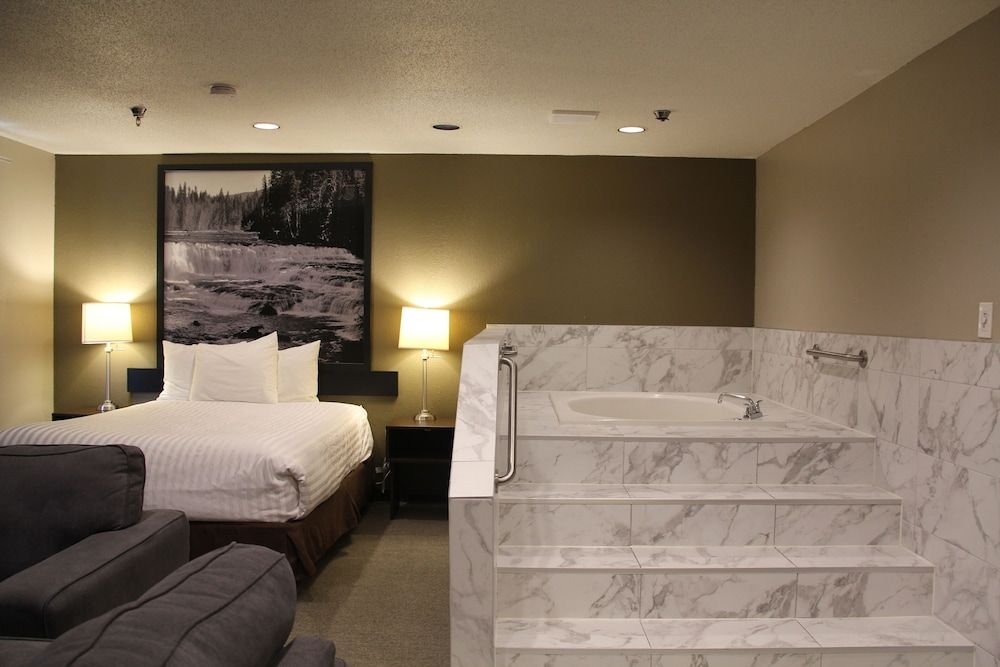 Studio Suite, 1 King Bed, Non Smoking, Hot Tub