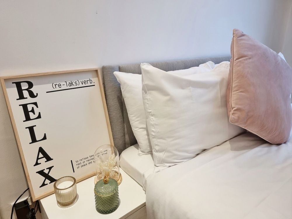 undefined Urban Stay Shard View Apartments