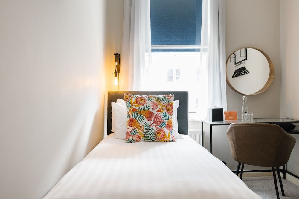 Single room shared bathroom