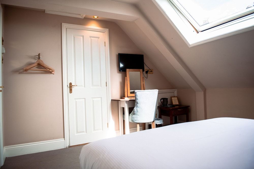 The Wellington Heifer Classic Double Room, Ensuite 6