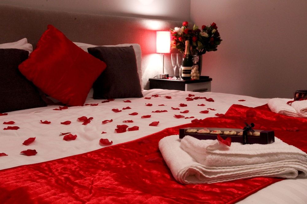 Comrie Hotel Garden SuperKing double/twin with single bed 3