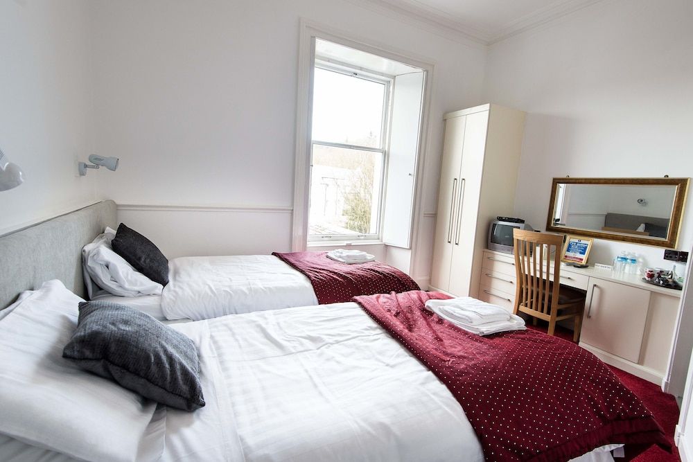 Comrie Hotel Superior Double or Twin Room 2