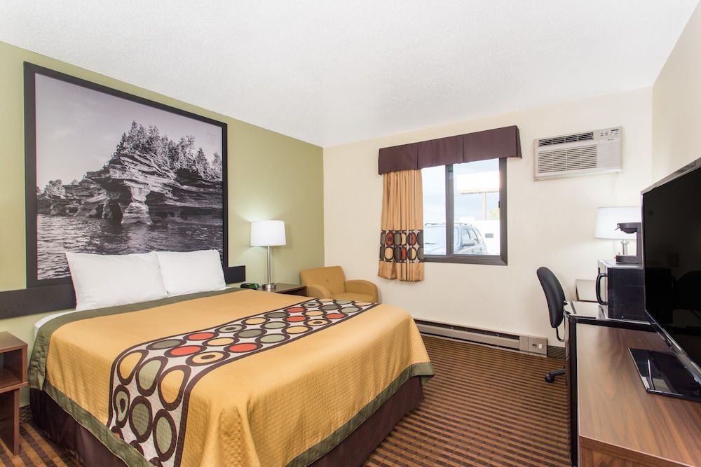 Room, 1 Queen Bed, Accessible, Non Smoking (Mobility Accessible)