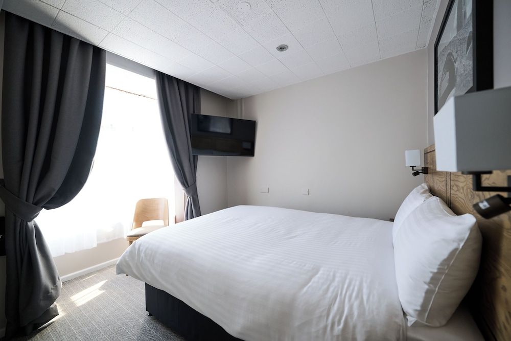 White Hart, Exeter by Marston's Inns Basic Double Room 2