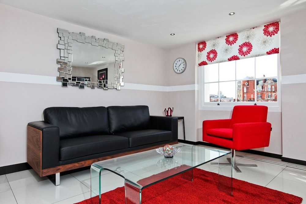 Baker Street Suites Exclusive Apartment, 1 Queen Bed 3