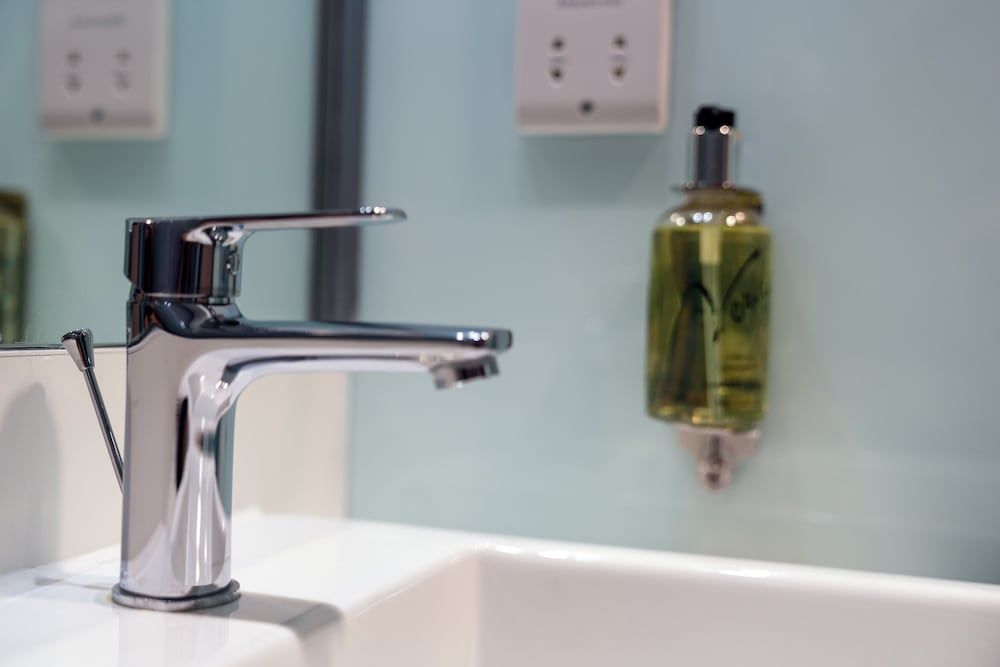 easyHotel London City Shoreditch Basic Double Room, 1 Double Bed, No Windows 10