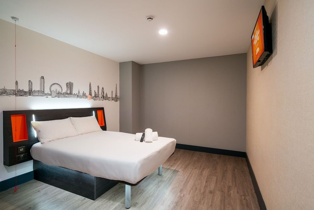 undefined easyHotel London City Shoreditch