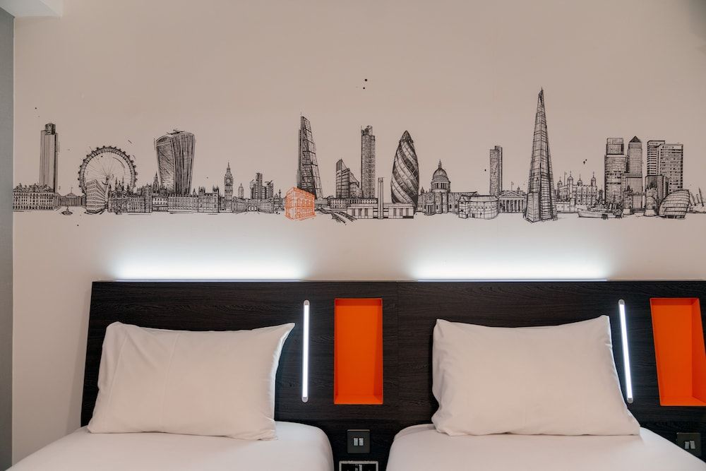 undefined easyHotel London City Shoreditch 9