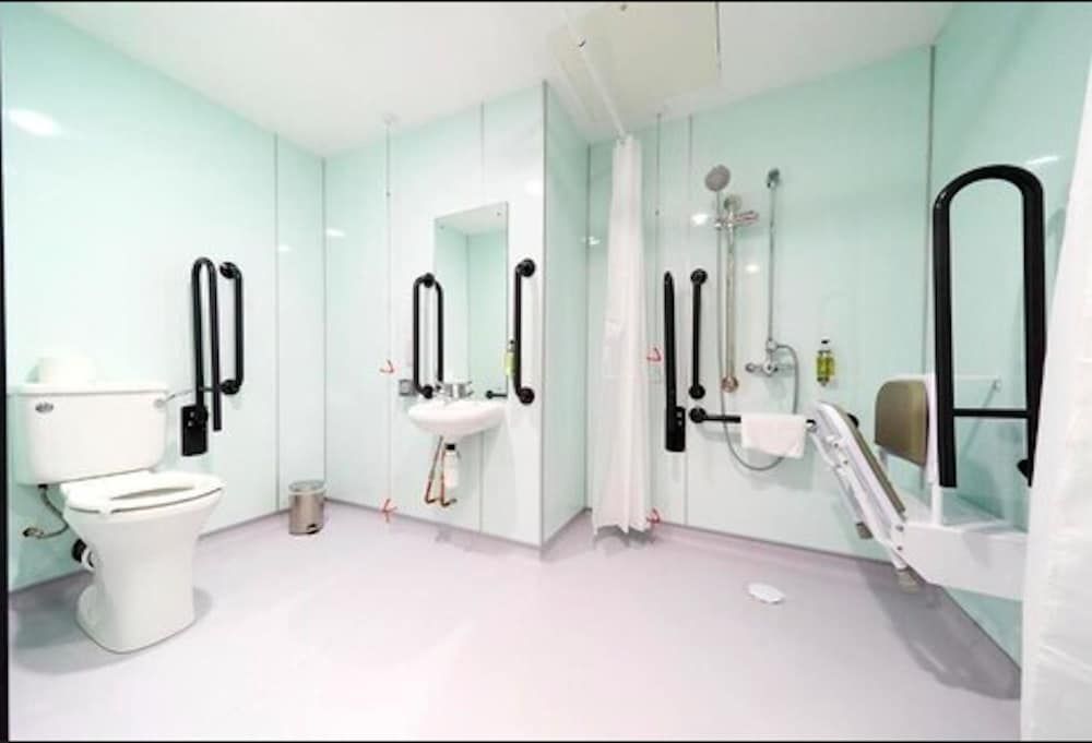 undefined easyHotel London City Shoreditch 10