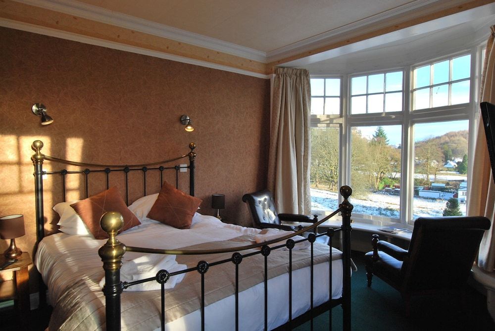 The Sun Family Room (Room2)