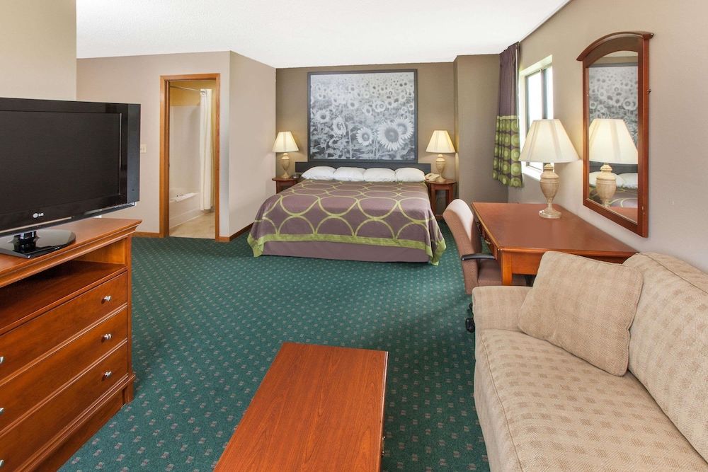 Studio Suite, 1 King Bed, Non Smoking