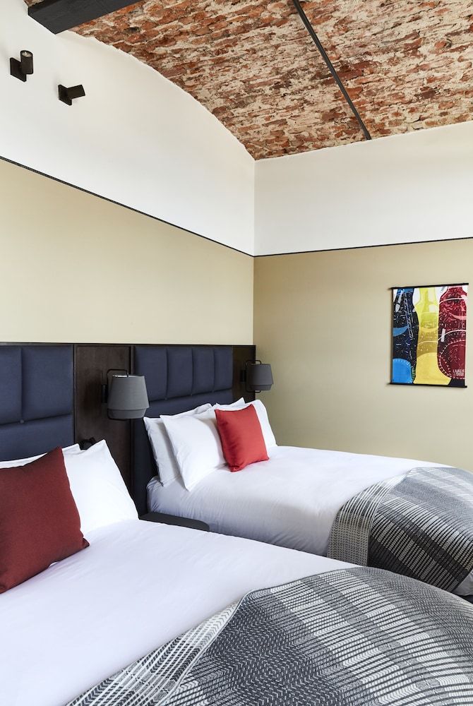 Standard Room, 2 Double Beds