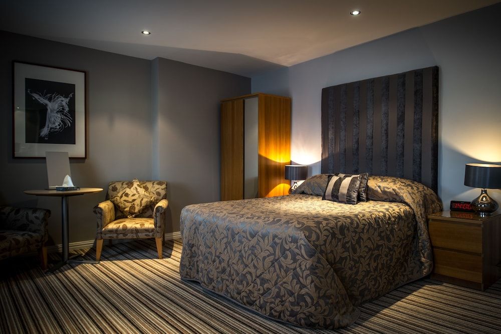 York House Hotel Standard Double Room, Ensuite 3