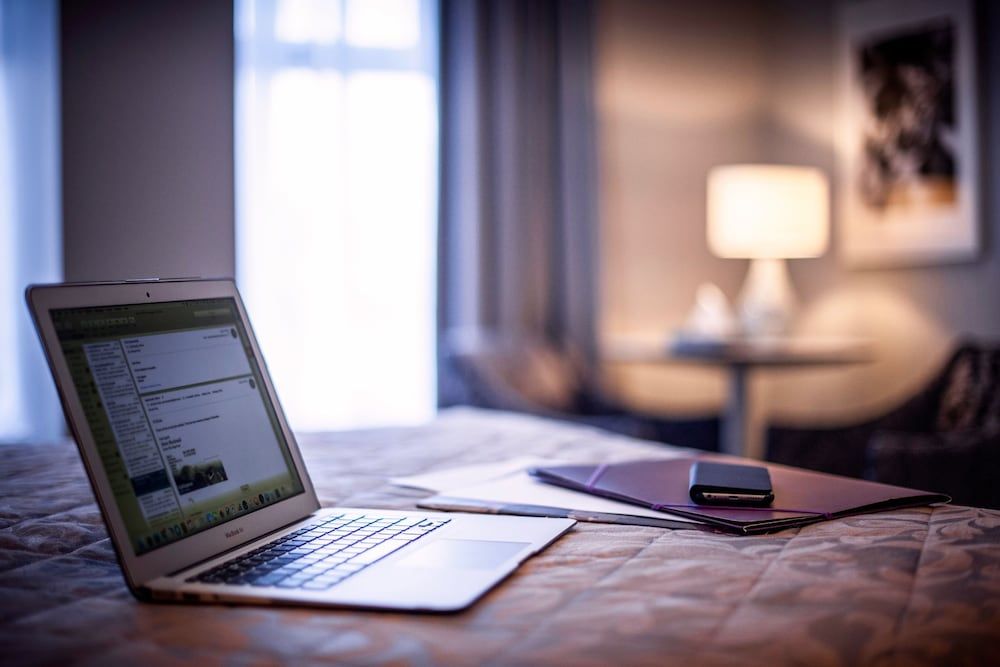 York House Hotel Standard Double Room, Ensuite 9