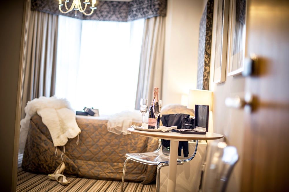 York House Hotel Standard Double Room, Ensuite 10