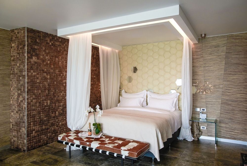 Ocean Club Suite