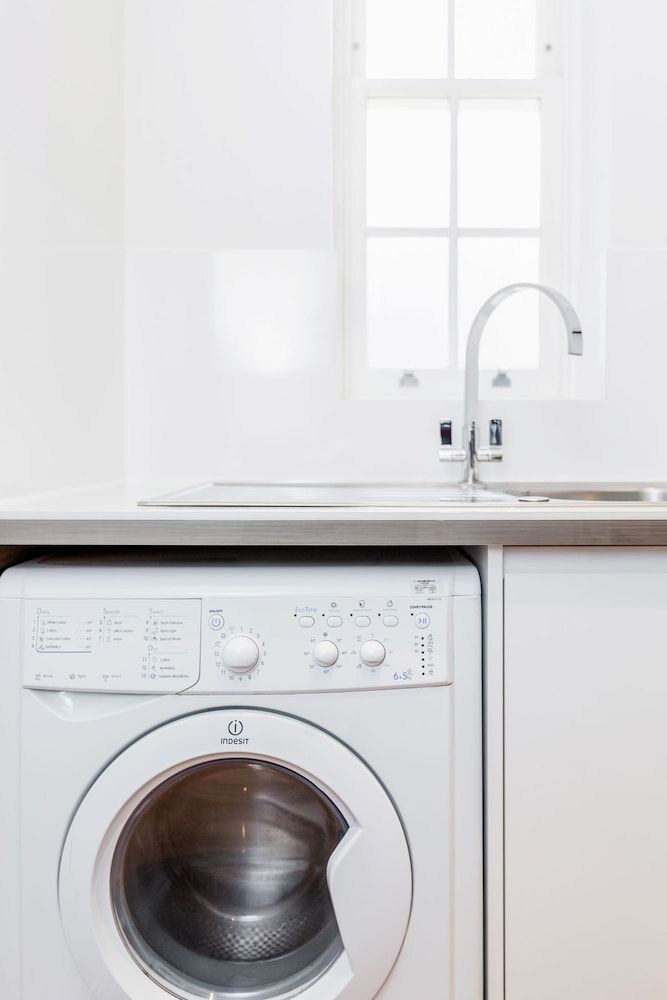 Harrods Luxury Apartments Luxury Apartment, 2 Bedrooms, City View 19